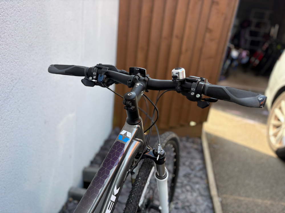 Trek Neko 3 2025