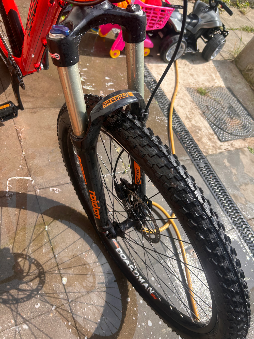 Boardman MHT 8.6 Red 2021