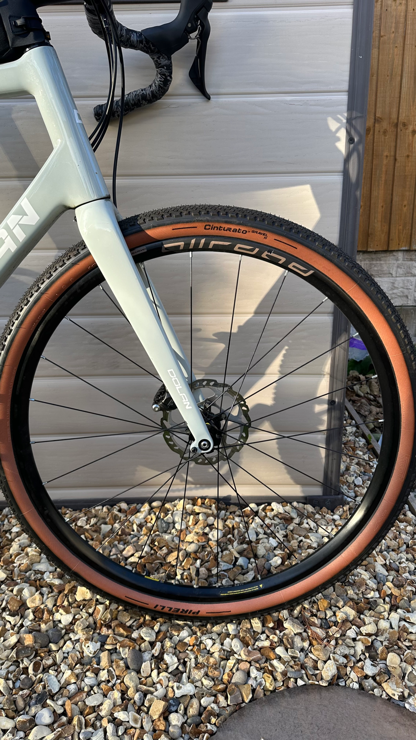 Dolan GXC Carbon Disc Gravel Bike - Shimano GRX RX600 2x11 HDR 2023