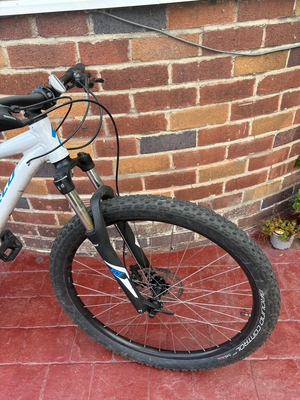 Specialized Rockhopper 27.5 2020