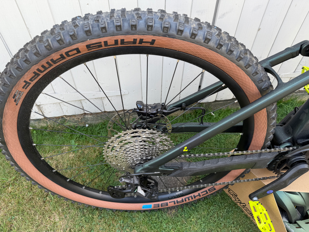 CUBE Hybrid  140 2023