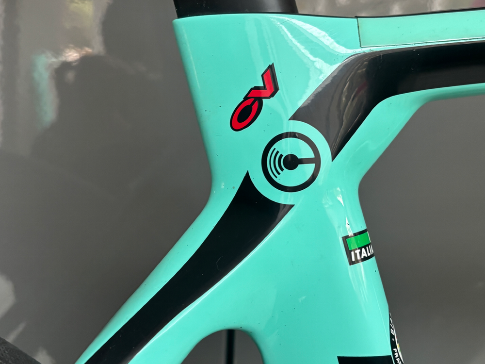 Bianchi Oltre XR4 - Ultegra Di2 2019