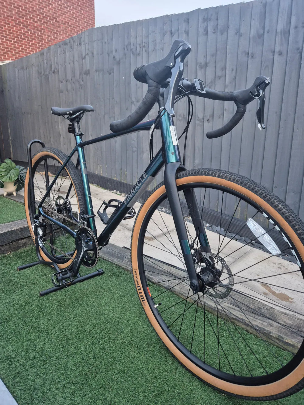 Pinnacle Arkose D1 2020