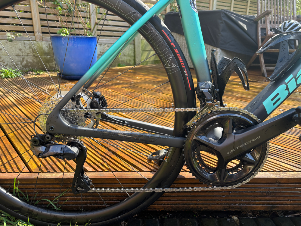 Bianchi Specialissima Pro Ultegra Di2 2025