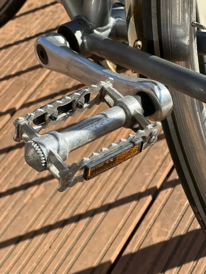 6KU Odyssey 8-Speed City Bike