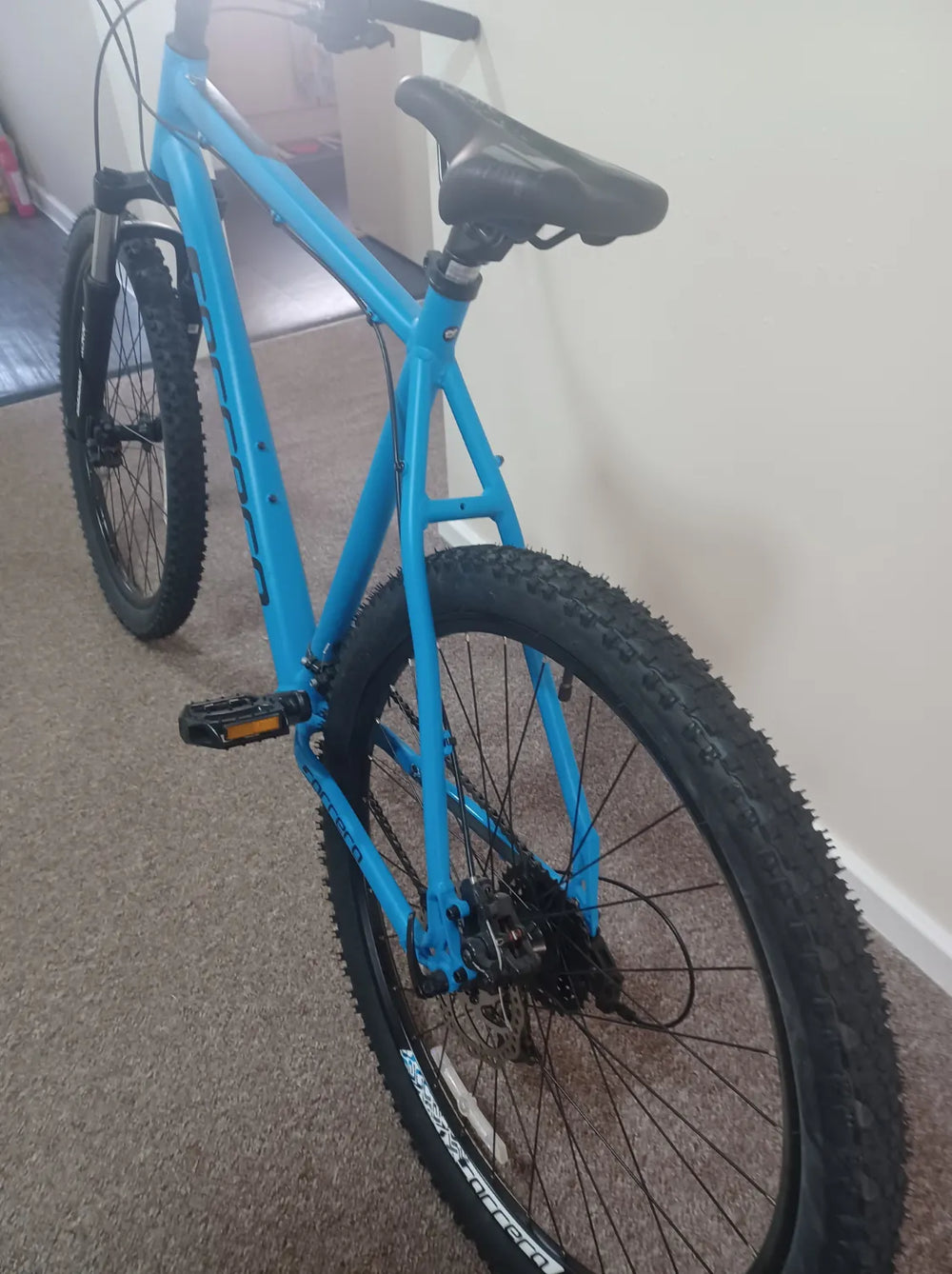 Carrera Valour Disc Mens Mountain Bike 2022