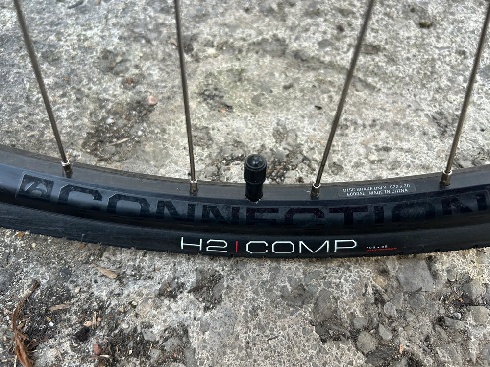 Trek FX 2 Disc Equipped Stagger 2023