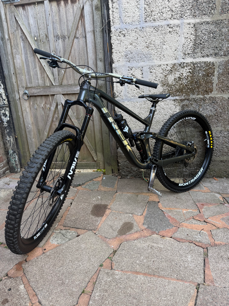 Trek Slash 8 Gen 5 2022