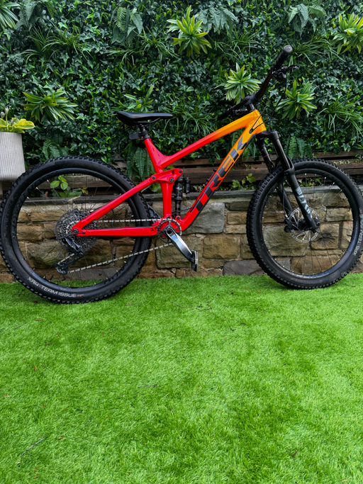 Trek Remedy 8 2023
