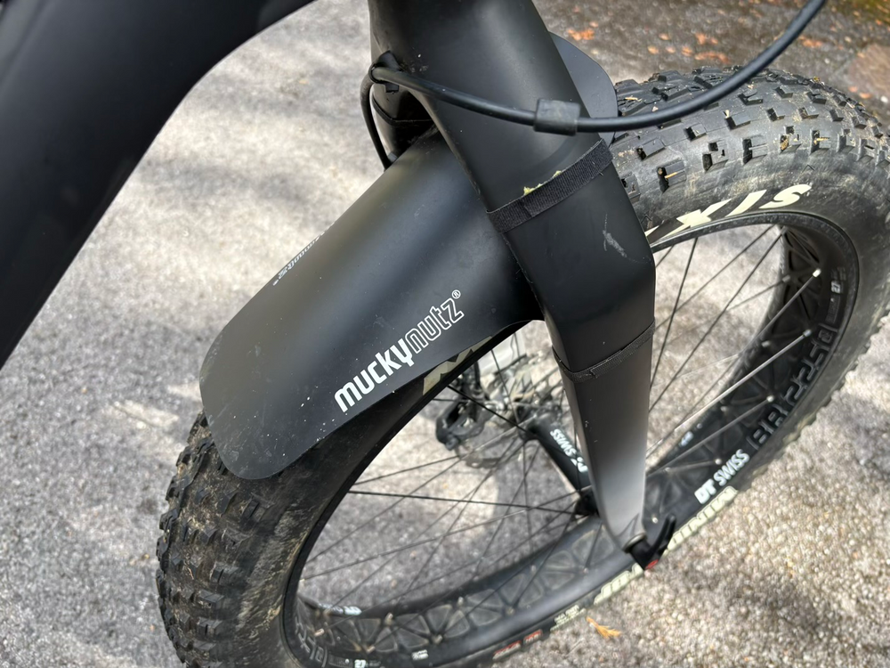 Canyon Dude CF 8 2022