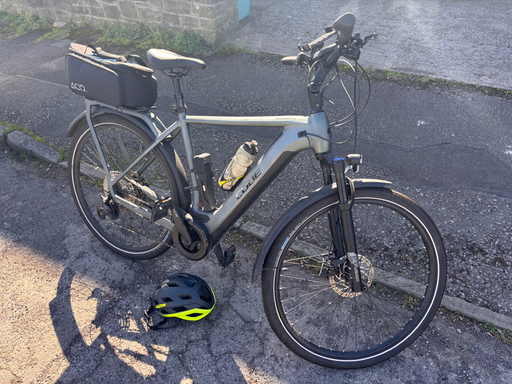 CUBE Kathmandu Hybrid Pro 625 Electric Hybrid Bike in Grey 2022