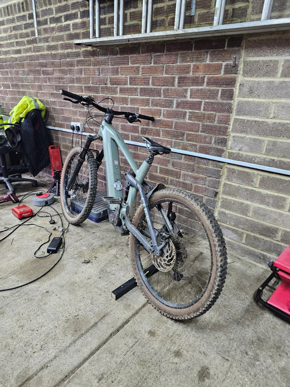 Cube Stereo Hybrid 160 Hpc Race 625 2022