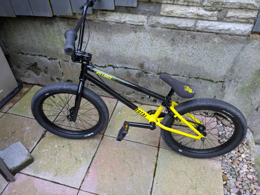 Total Killabee BMX