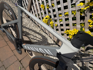 Canyon Aeroad CF SL 8 Disc 2022
