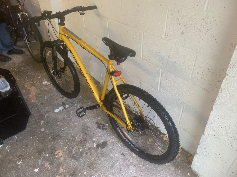 Carrera Vengeance Mens Mountain Bike (Without Puncture Protect) 2021