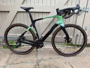 Pinarello Grevil F GRX815 Di2 2023