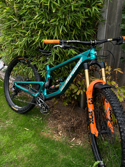 Nukeproof Giga C carbon