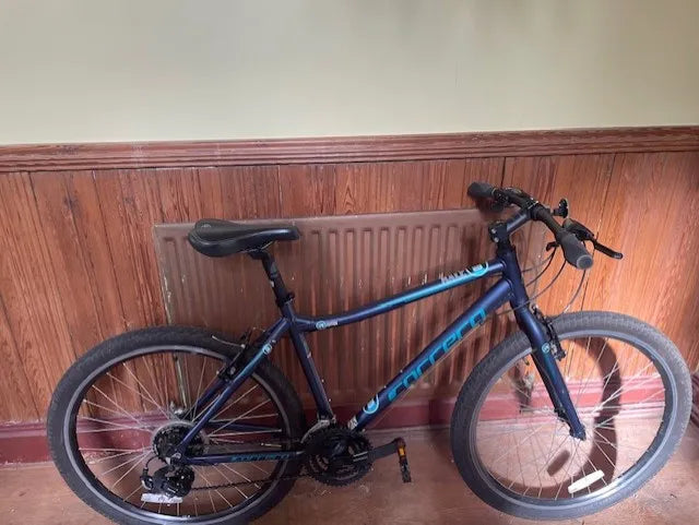 Carrera Axle Mens Hybrid Bike 2021