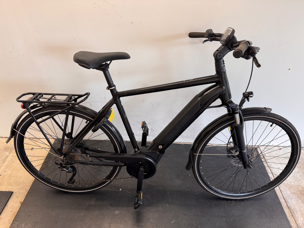 Raleigh Centros 2021