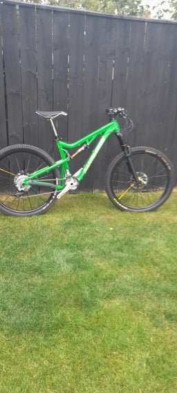 Santa Cruz BRONSON S / Carbon C 2023
