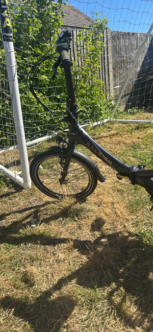 Raleigh Stowaway Folding 2025