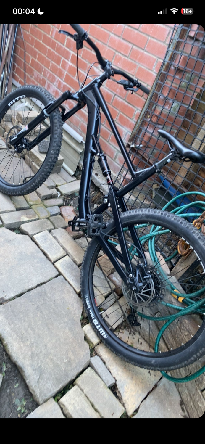 Calibre 2025 limited edition trail bike