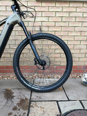Rockrider Stilus E-All Mountain 2022