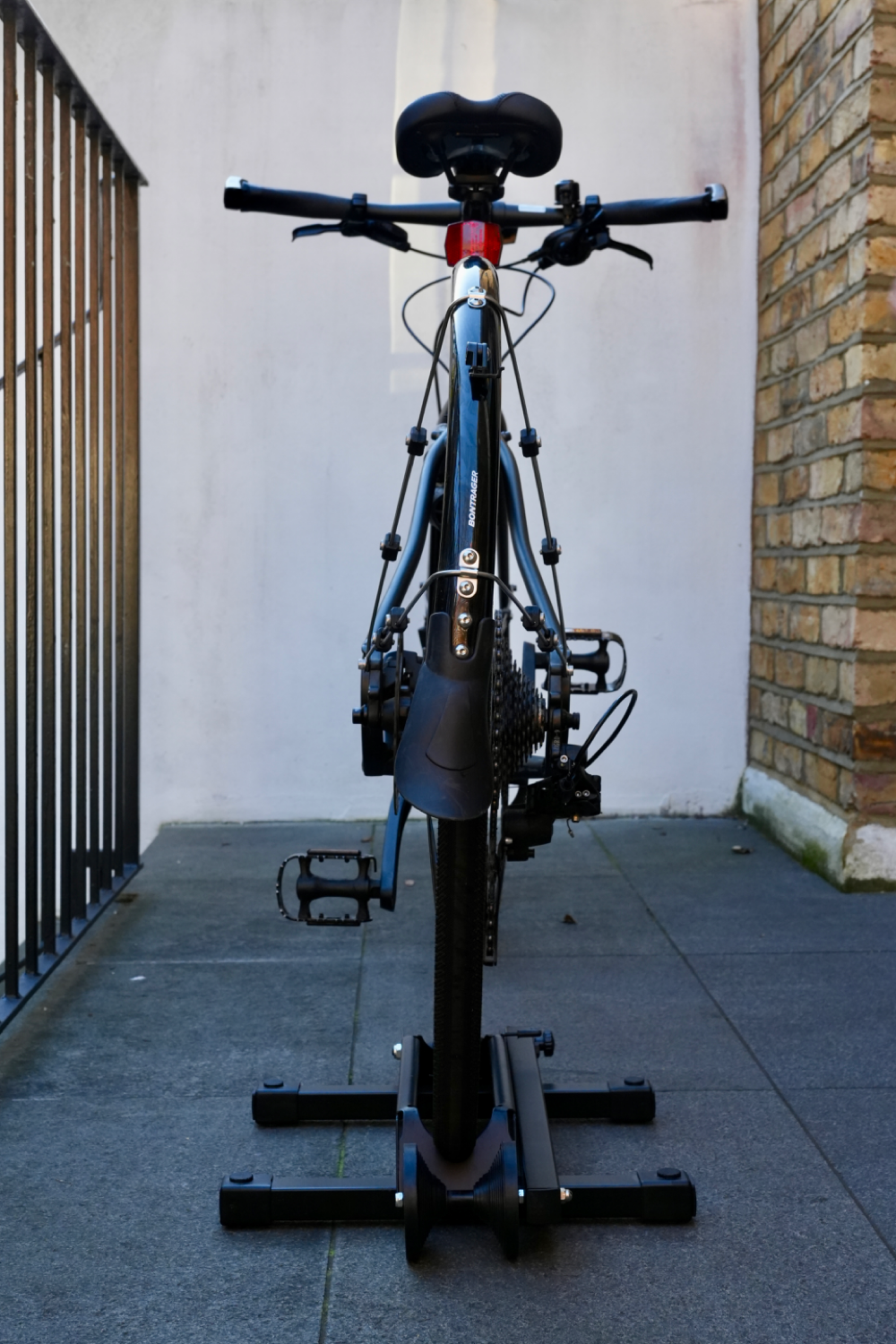 Pinnacle Neon 5 2020