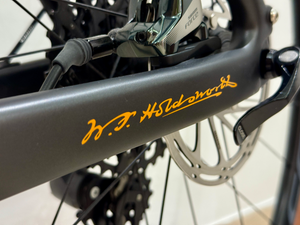 Planet X Holdsworth Mystique Carbon 2022