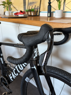Factor Ostro Gravel - SRAM Force 2025