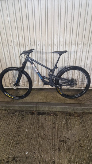 Santa Cruz Hightower Alloy R 2022