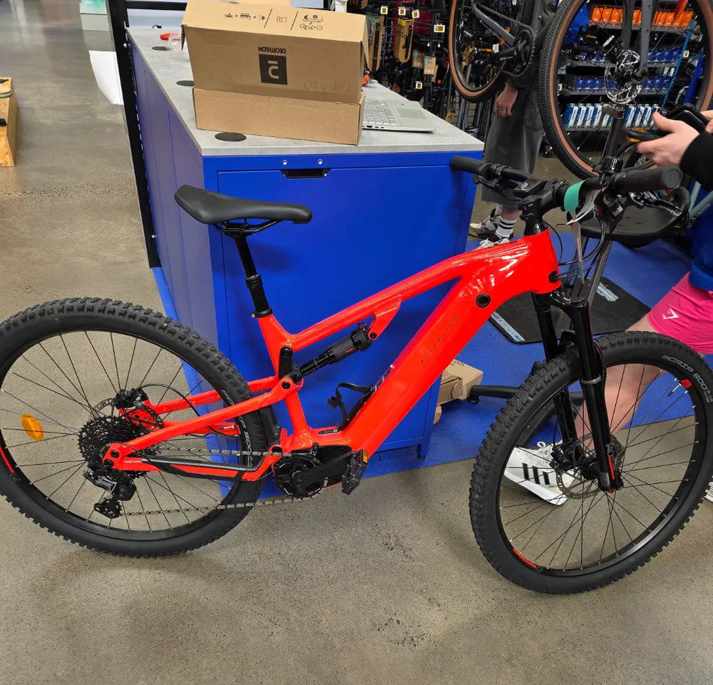 ROCKRIDER 29" Hardtail Electric Mountain Bike E-Expl 520 2023