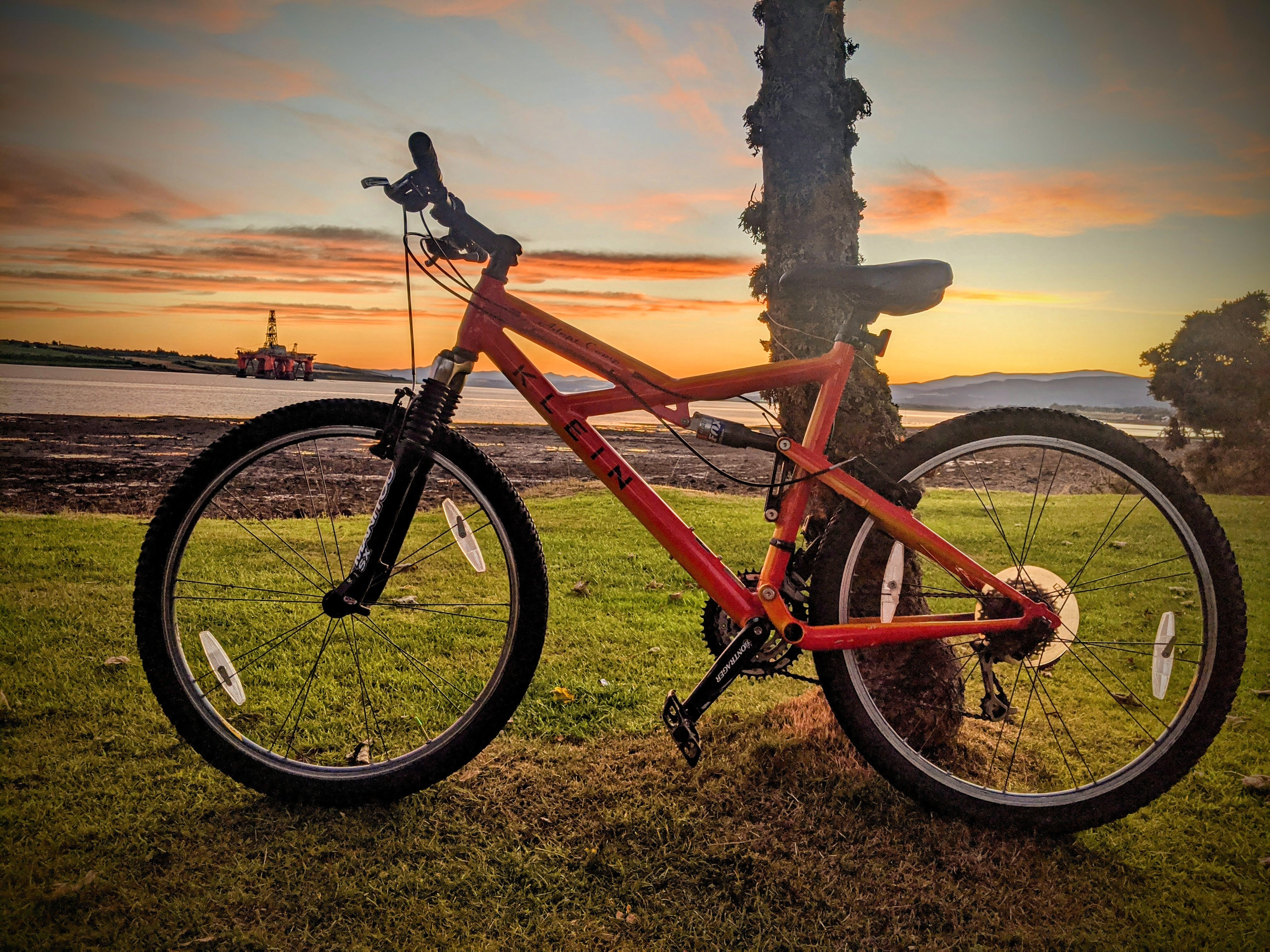 Pre owned full suspension mountain bikes online