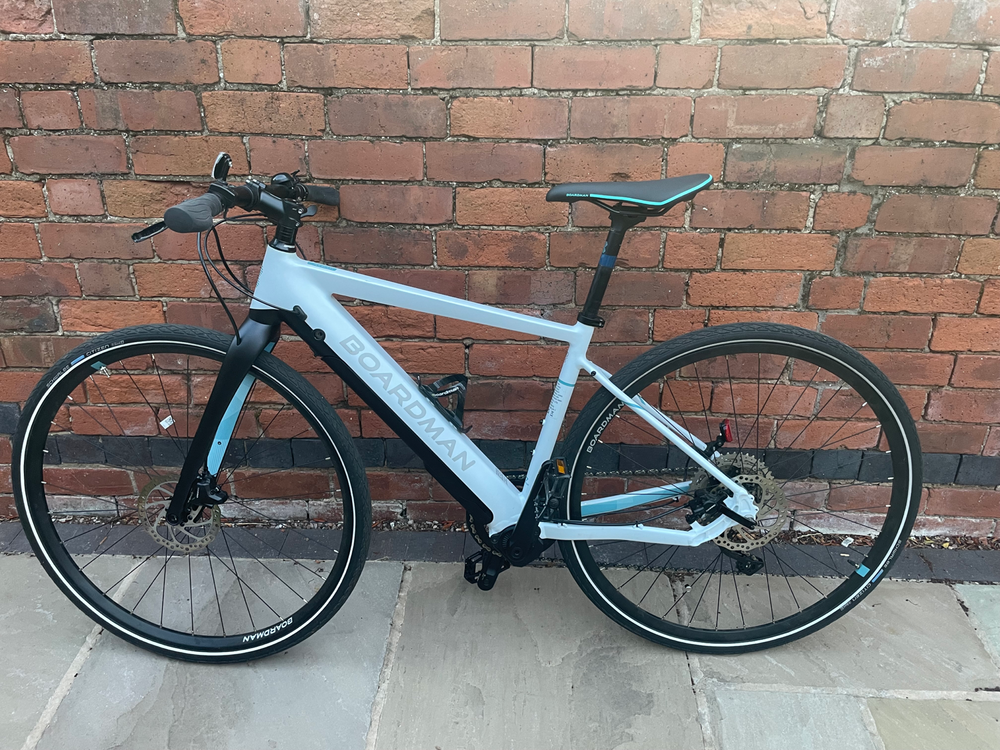 Boardman HYB 8 9e 2022