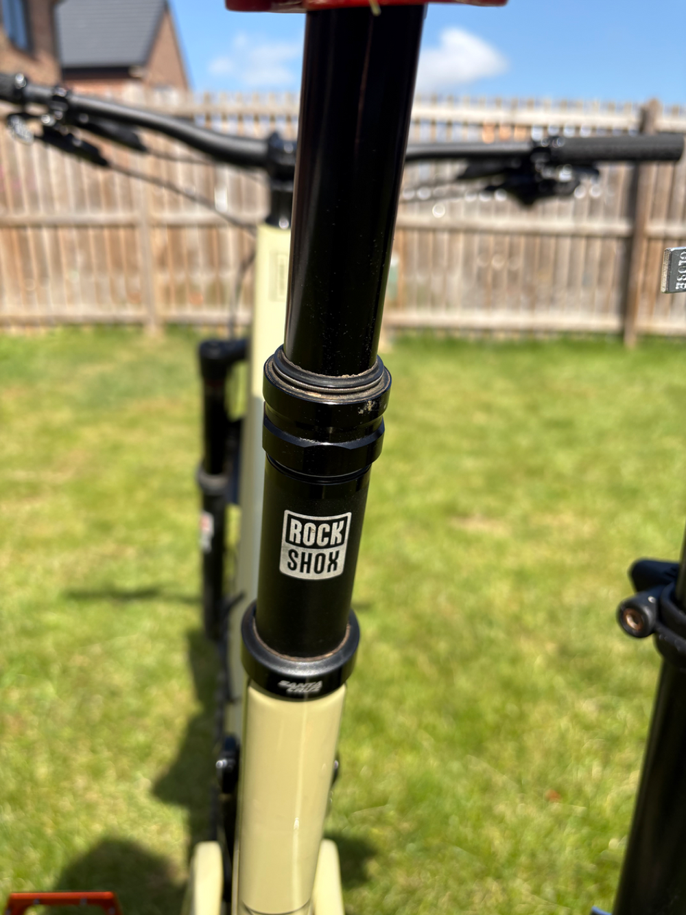 Santa Cruz Hightower Carbon C 2025