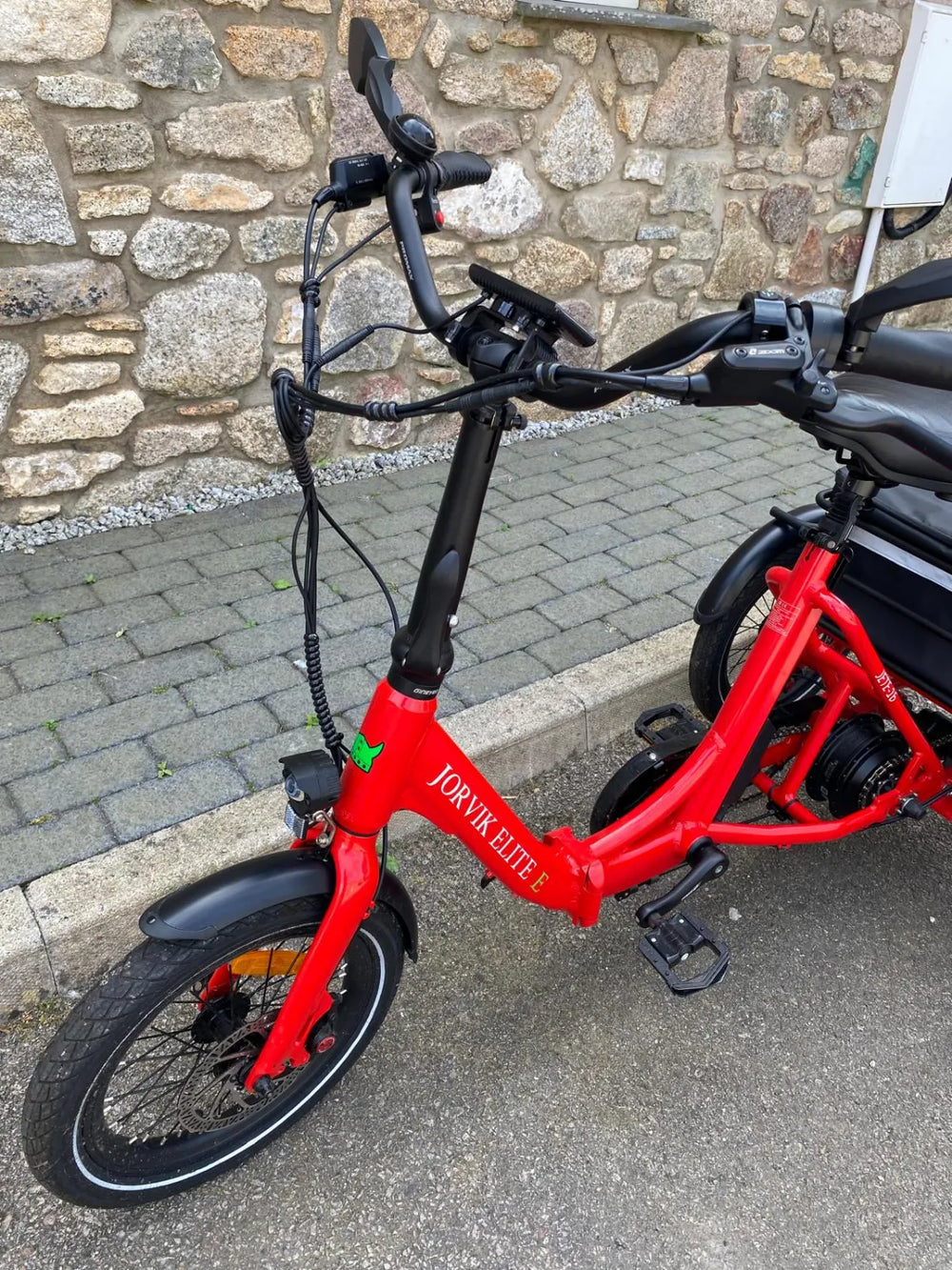 Jorvik JORVIK Elite JET-E16 Electric Low Step Through Folding Tricycle 2025