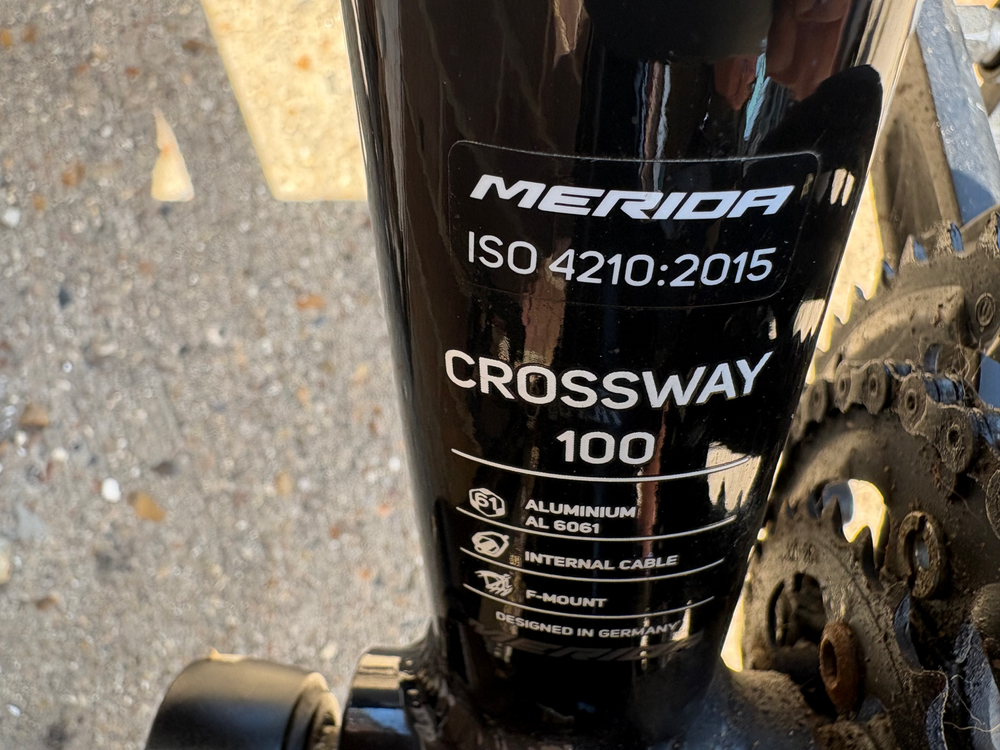 Merida Crossway 100 Hybrid 2022