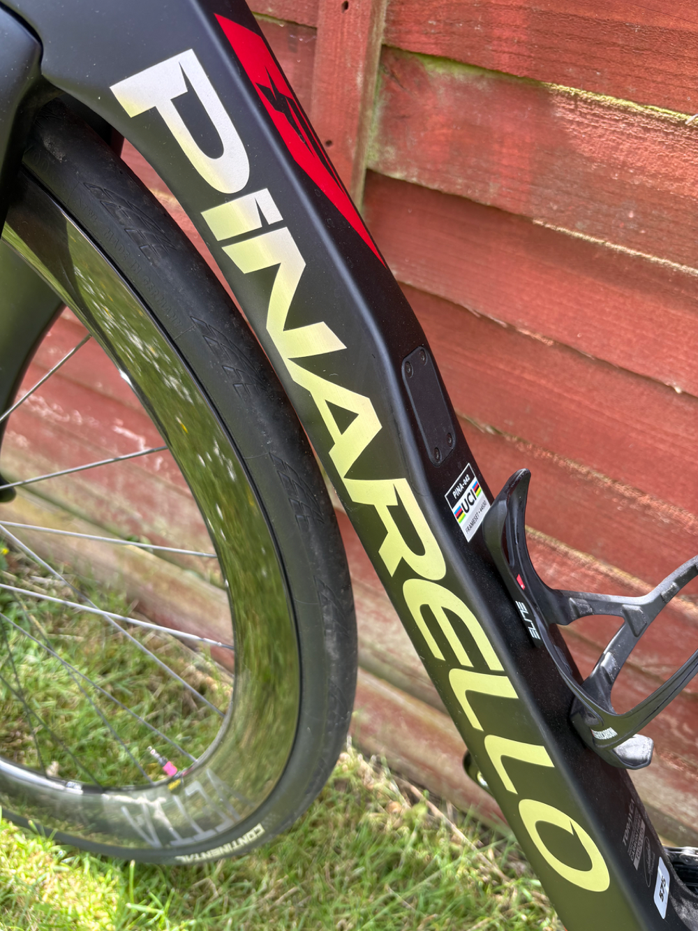 Pinarello F1 2025