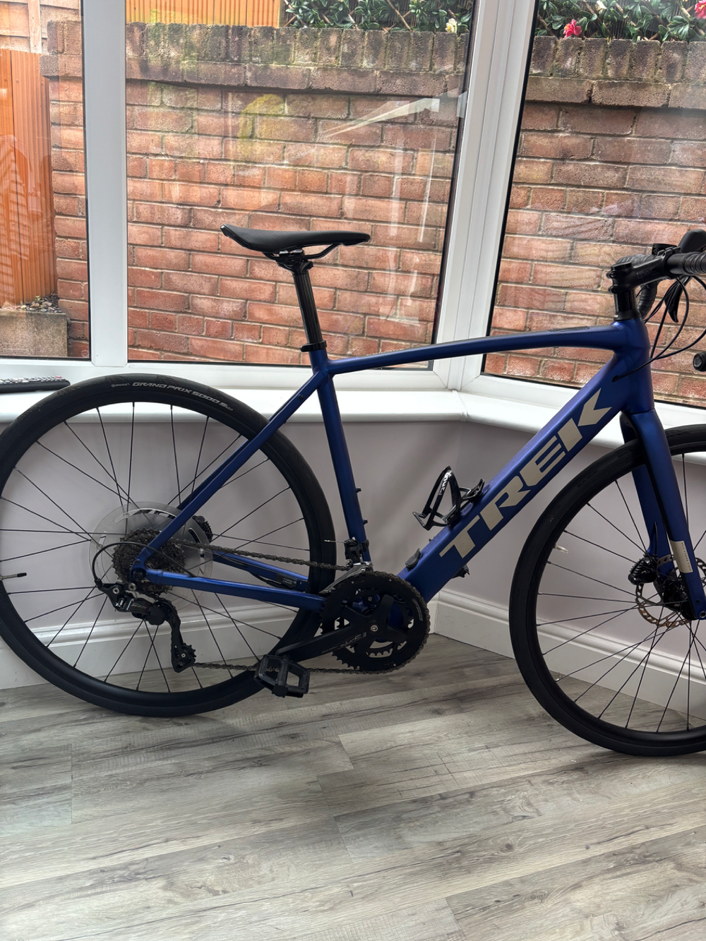 Trek Domane+ AL 5 E 2025
