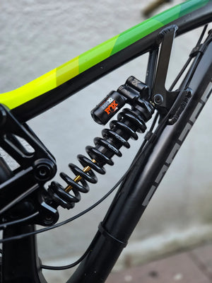 Saracen Myst Pro 27 5 Downhill 2016