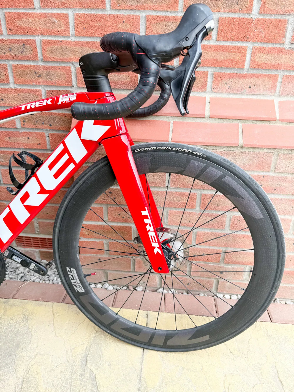 Trek Madone SLR 6 Disc 2020