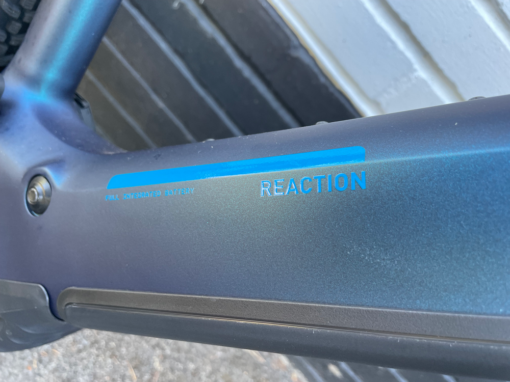 Cube Reaction Hybrid Pro 800 NEBULAR/DAZZLE 2026