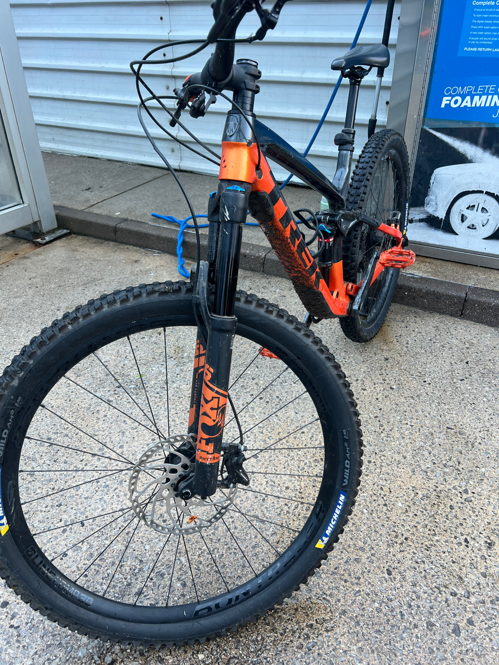 Trek Fuel Ex 9.8 2024