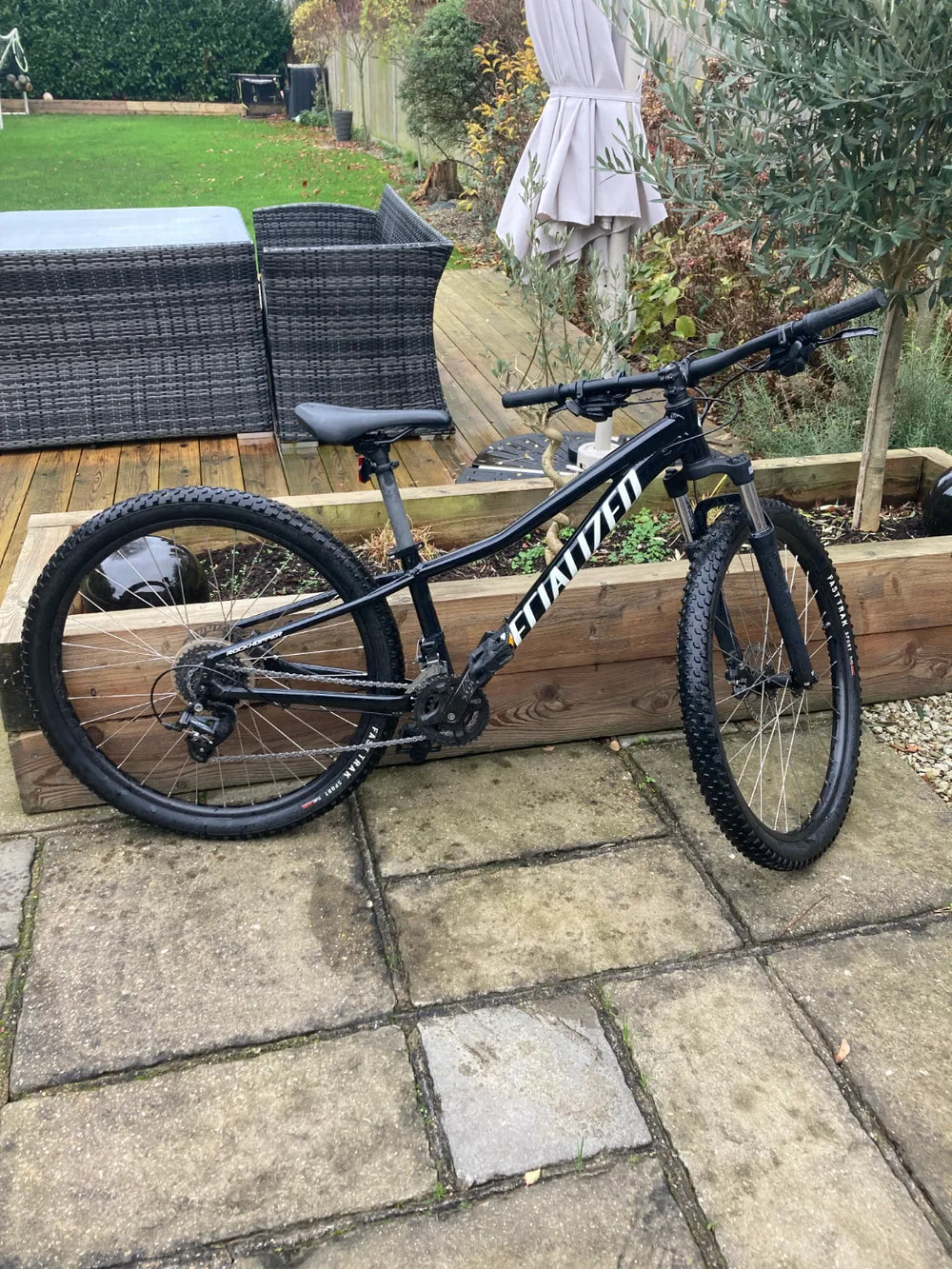 Specialized Rockhopper 27.5 2022