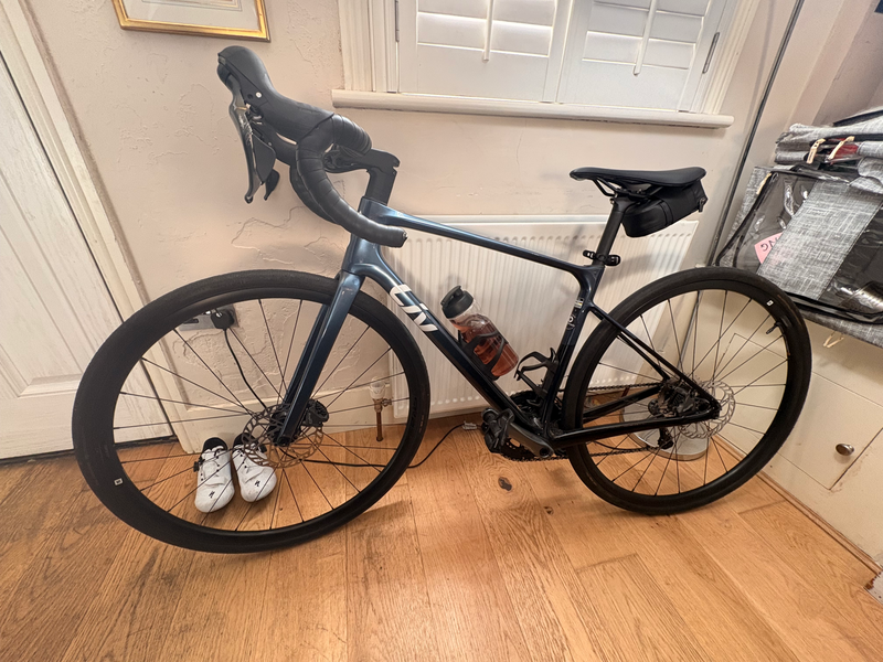 Liv Avail Advanced 3 Carbon Road 2024
