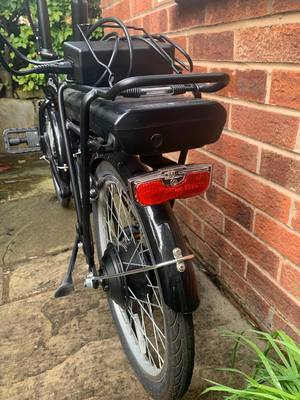 Falcon Compact Folding Commuter - 10Ah 2023