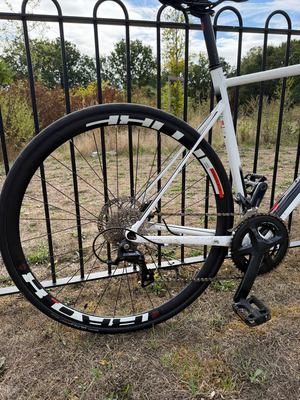 Cube Attain Pro Road 2025