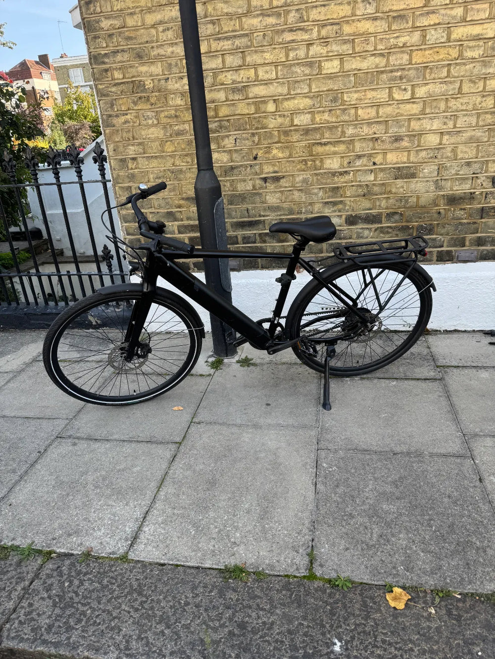 Buzz Bike Buzzbike EZ E-Bike Bicycle Urban City Commuter Hybrid Touring 2023