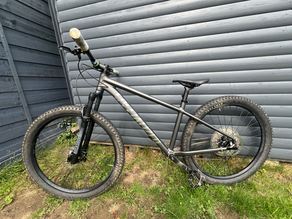 Specialized Rockhopper Expert KH 27.5 2024