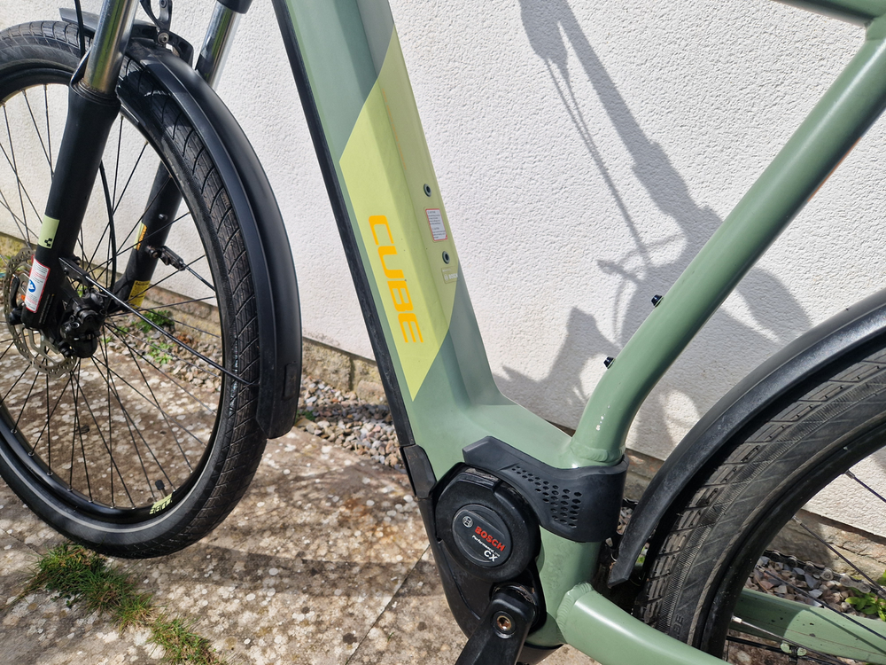 CUBE Cross Hybrid Pro 625 2020